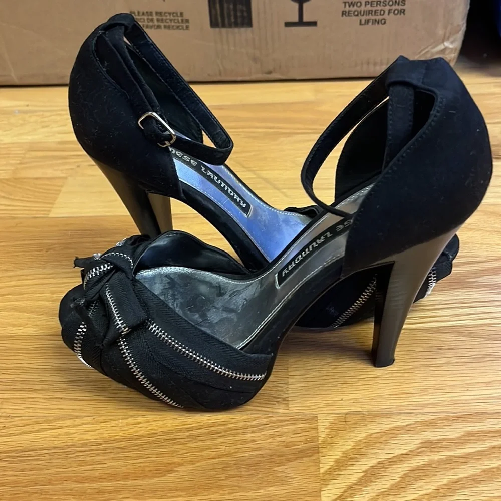 vintage Chinese laundry zipper heel - Picture 2 of 3